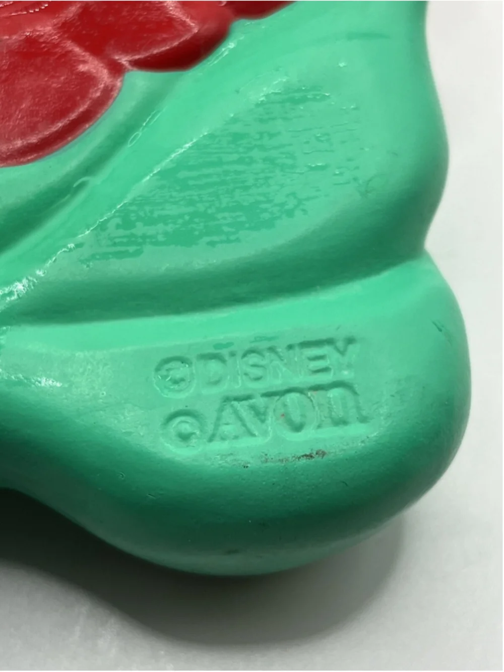 VTG Avon Disney The Little Mermaid Ariel Rubber Floating Soap Dish CUTE
